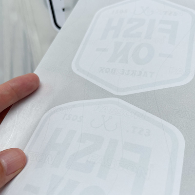 La carta termica rivestita privata su ordinazione identifica la stampa adesiva dell'autoadesivo
