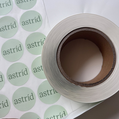 Gli autoadesivi rotondi di stampa adesivi dell'etichetta di immagine su ordinazione del testo impermeabilizzano il rotolo dell'autoadesivo del vinile